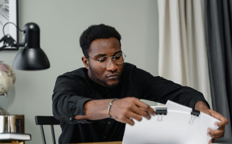  How Legal Claims Compete for Attention Within a Case