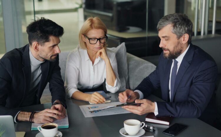  How Courts Address Disputes Over Expert Witness Disclosures